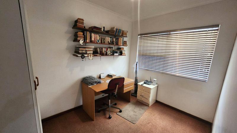 2 Bedroom Property for Sale in Bellville Western Cape